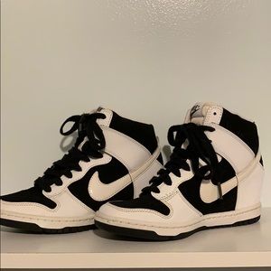 Women’s Nike Dunk Sky Hi Sneaker Size 6.5